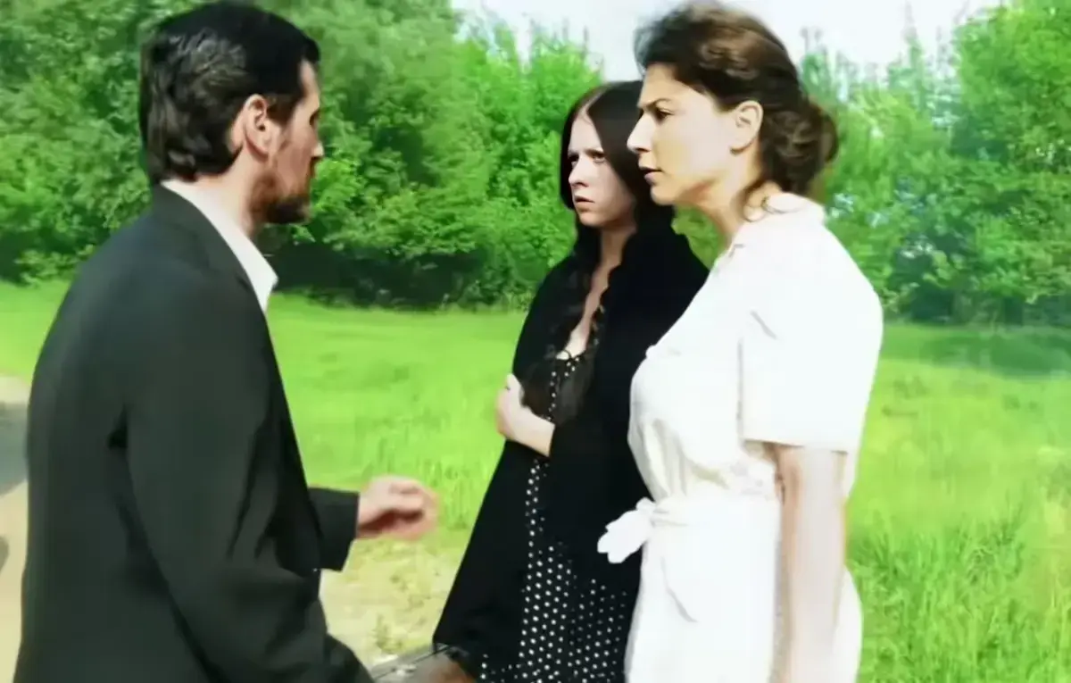 《烽火母女泪》三部曲全收录-Roberta Gemma主演未删减中文版-烽火母女泪完整版独家首发在线观看