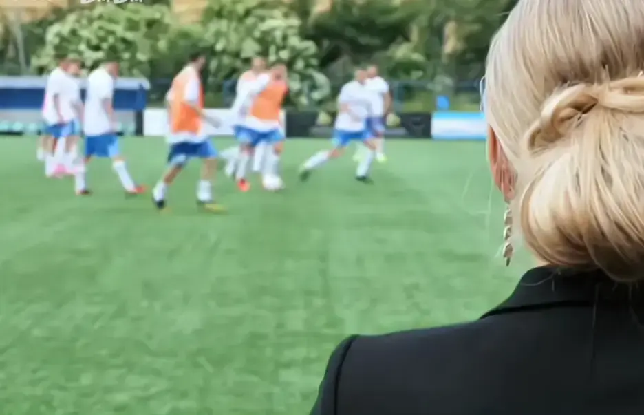 法国电影《足球队的女老板们》高清完整版免费在线观看-Footballers Moms全集无广告高清播放