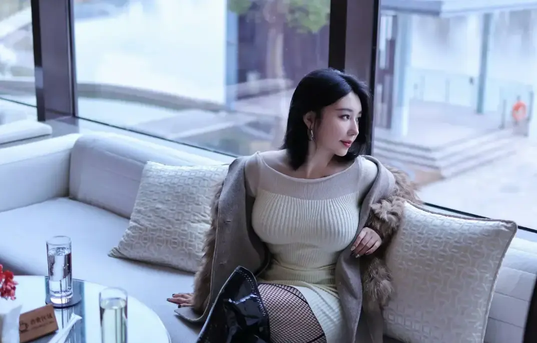 教母三人行Eliy短剧未删减完整版免费观看-教母godmom三部曲蓝光典藏全集-4K无删减高清典藏版在线观看